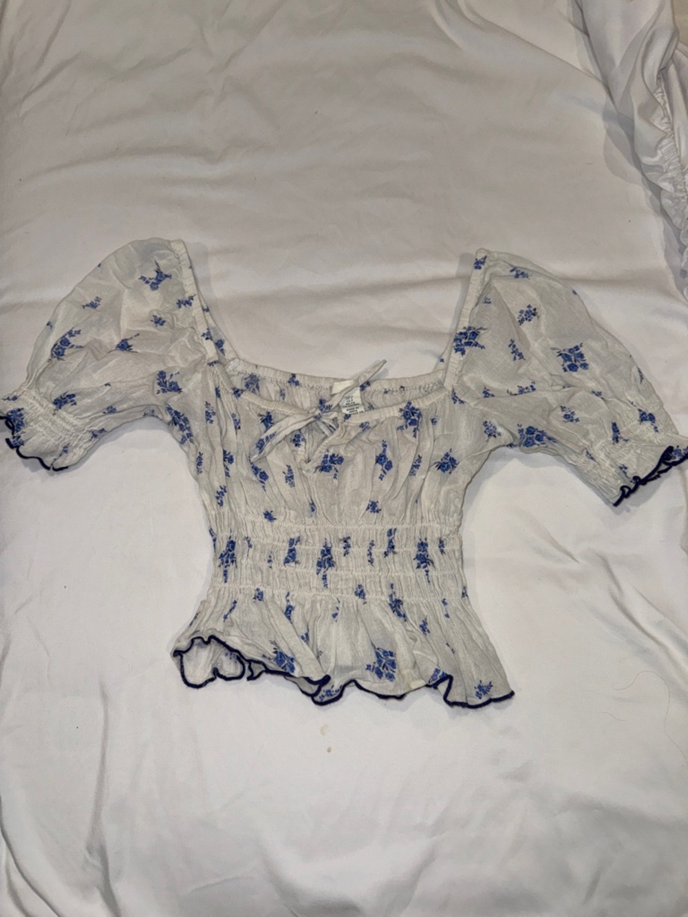 H&M White Crop Top with Blue Floral Print